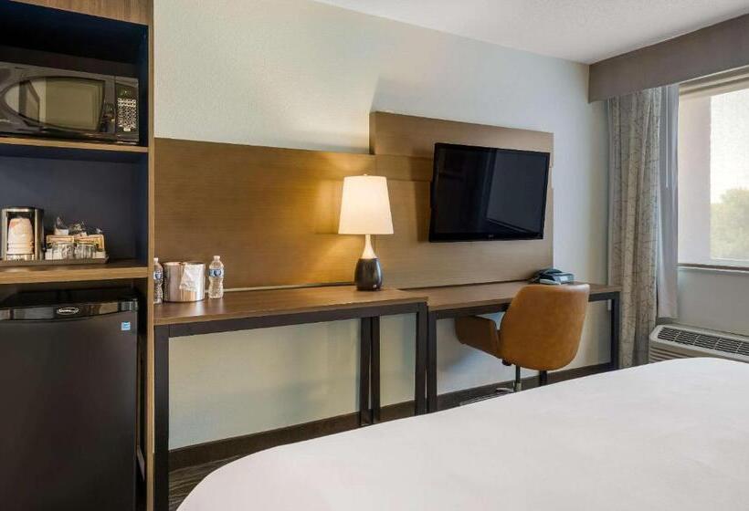 Radisson Hotel Grand Rapids Riverfront