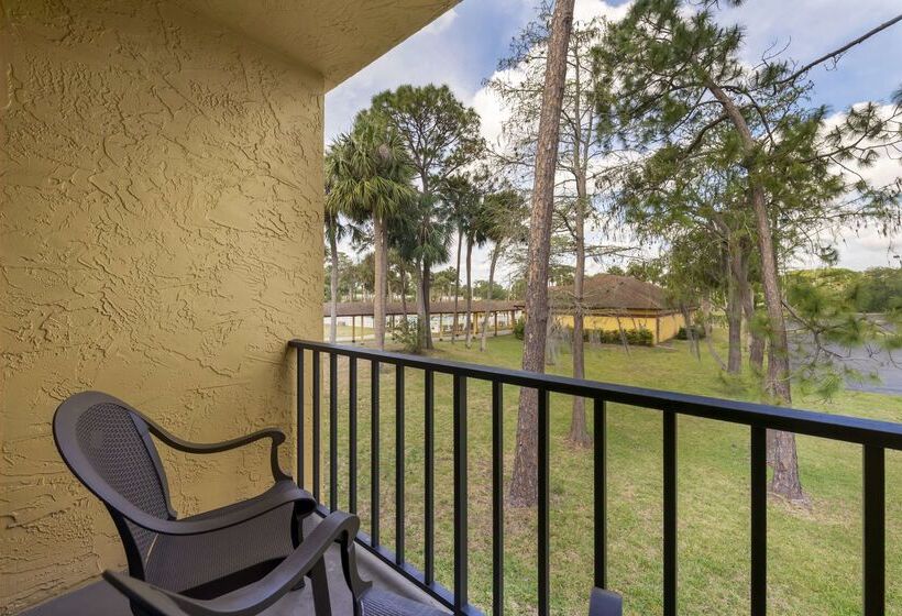 אתר נופש Best Western International Speedway