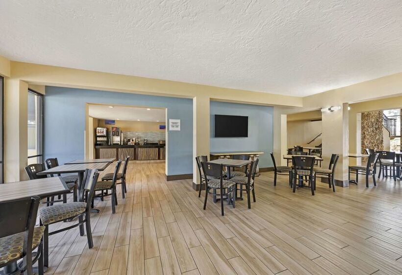 אתר נופש Best Western International Speedway