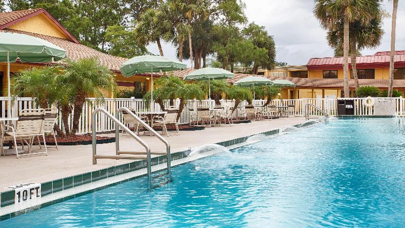 אתר נופש Best Western International Speedway