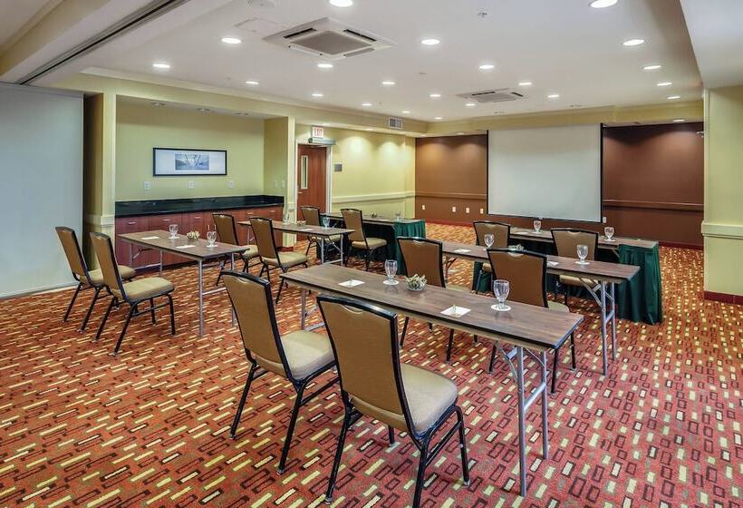 منتجع Courtyard By Marriott Jacksonville Beach Oceanfront