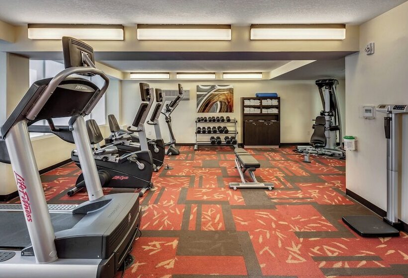 منتجع Courtyard By Marriott Jacksonville Beach Oceanfront