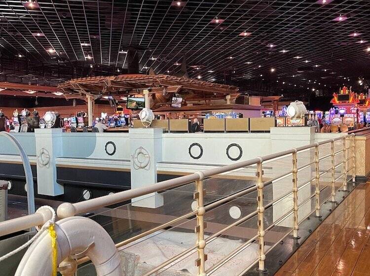 منتجع Hollywood Casino Tunica