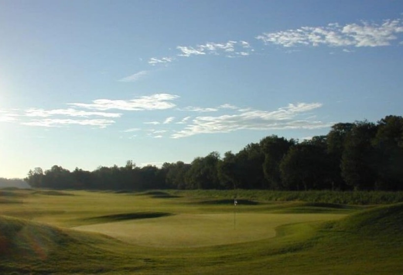 منتجع Hollywood Casino Tunica