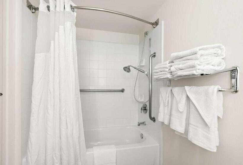 The Plaza On The Pike Hotel Atlantic City West By Oyo