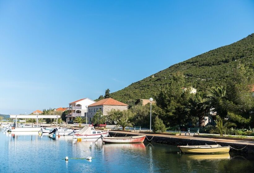 Apartments Božović