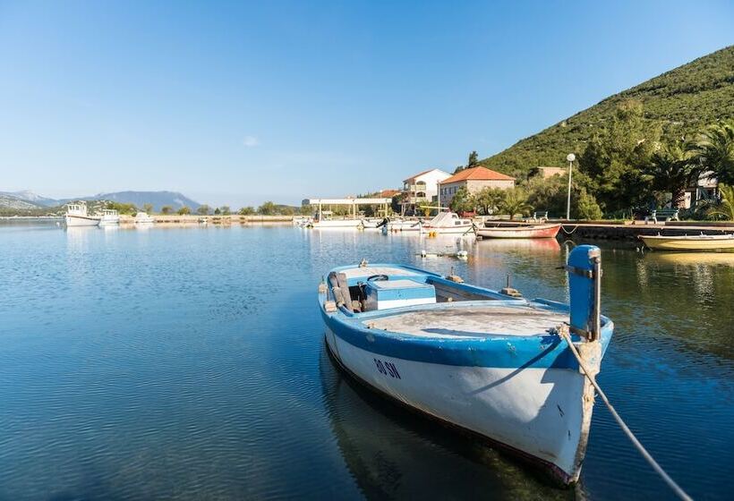 Apartments Božović