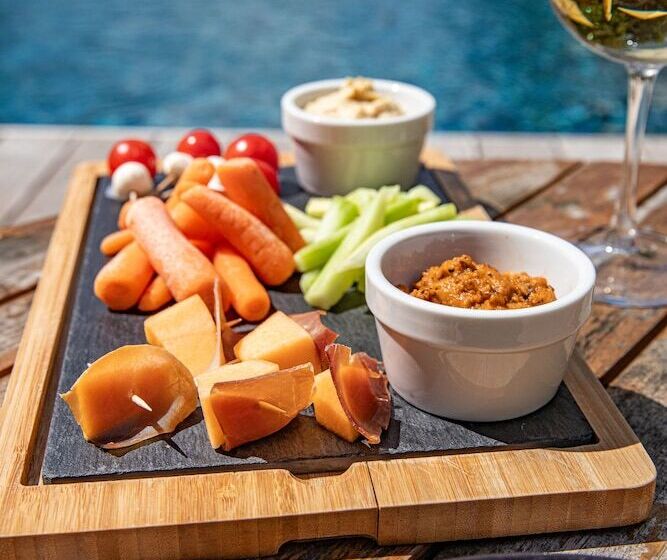 مبيت وإفطار Domaine De La Commanderie De Ballan