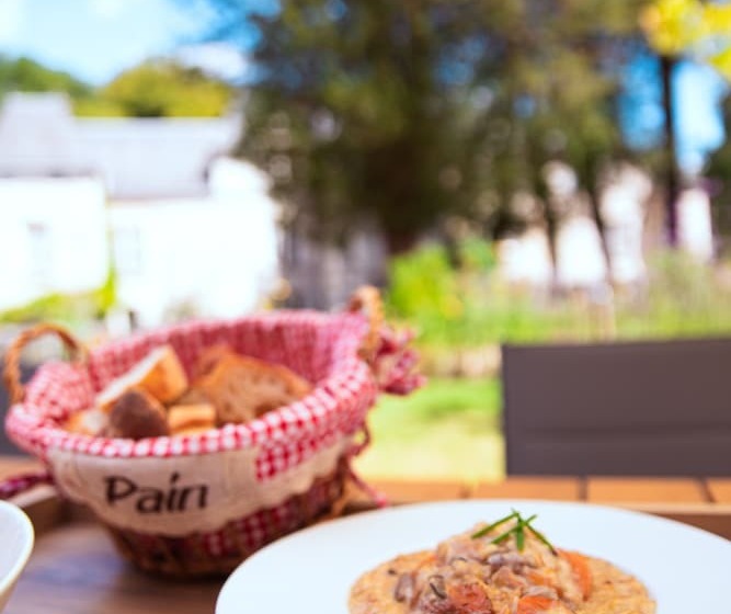 مبيت وإفطار Domaine De La Commanderie De Ballan