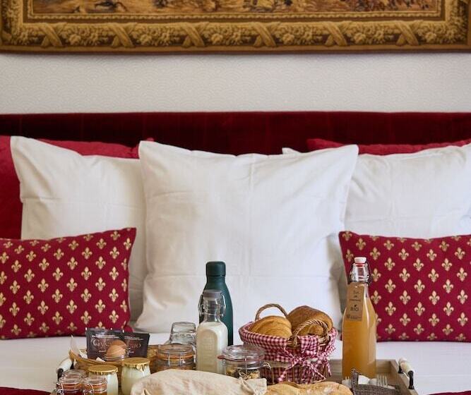 مبيت وإفطار Domaine De La Commanderie De Ballan