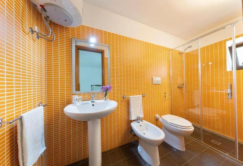 مبيت وإفطار Masseria Zanzara