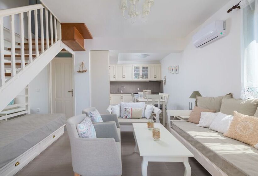 Blue Wave Astradeni House