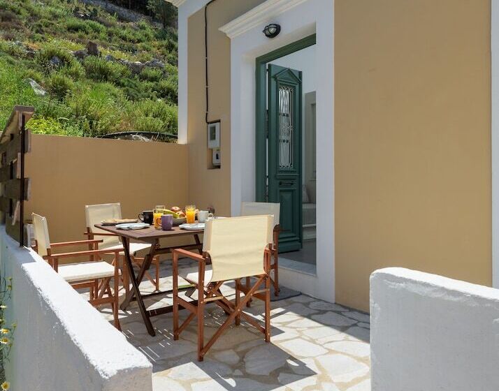 Blue Wave Astradeni House