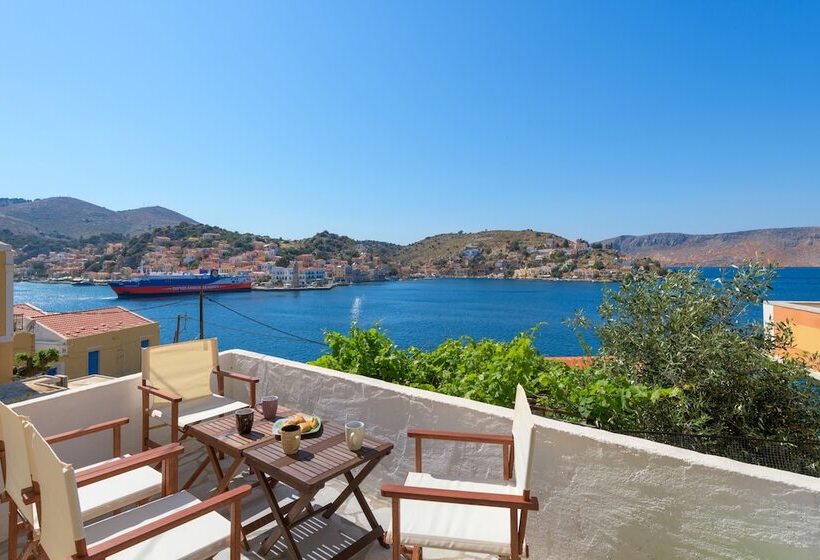 Blue Wave Astradeni House