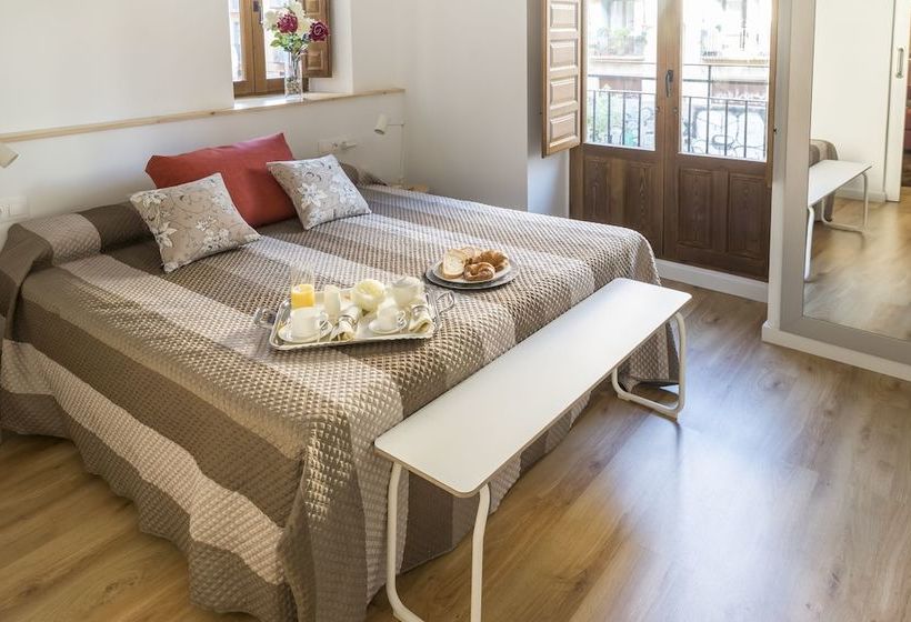 Carrera Luxury Santa Catalina