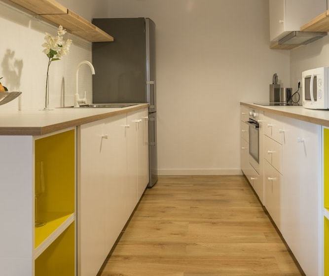 Carrera Luxury Santa Catalina