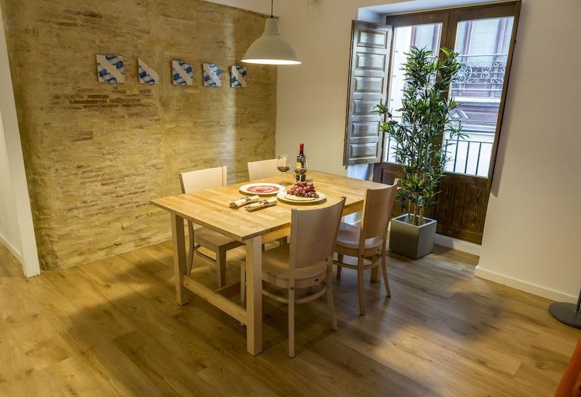 Carrera Luxury Santa Catalina