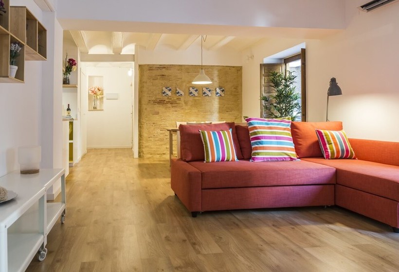 Carrera Luxury Santa Catalina