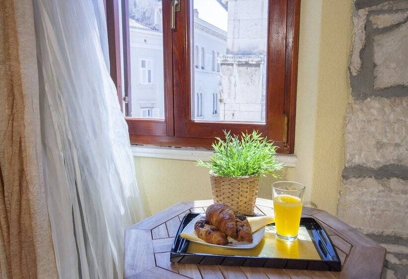 Diana City Hall View