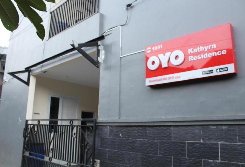 ホテル Oyo 1841 Kathyrn Residence