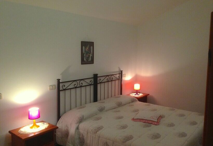 هتل روستایی Agriturismo Il Roseto