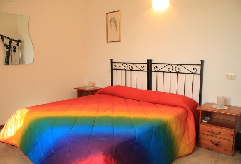 هتل روستایی Agriturismo Il Roseto