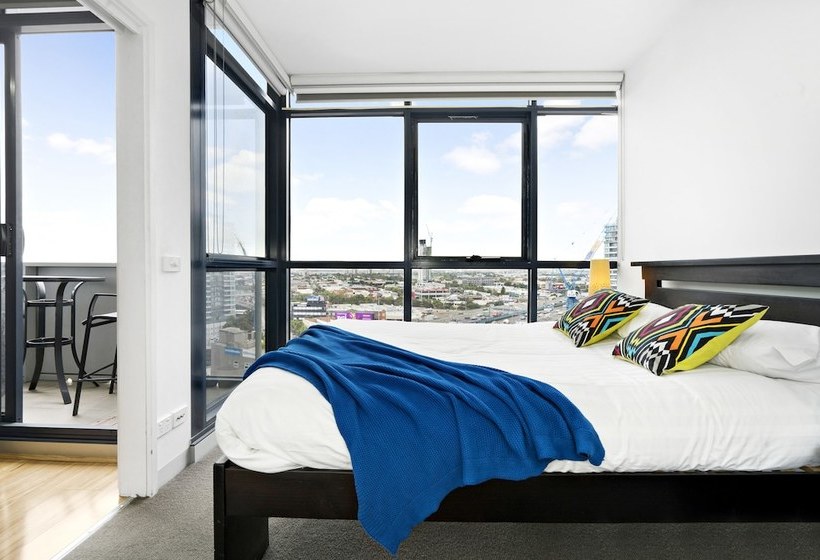 Joyce, 1bdr Southbank Apartment