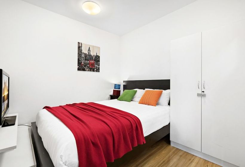 Joyce, 1bdr Southbank Apartment