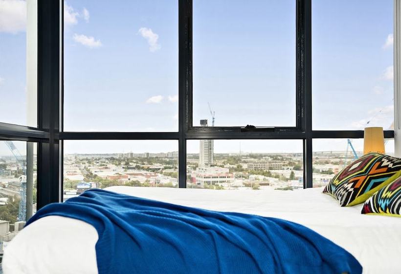 Joyce, 1bdr Southbank Apartment