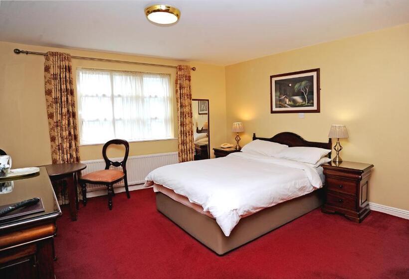 פנסיון Clooneen House