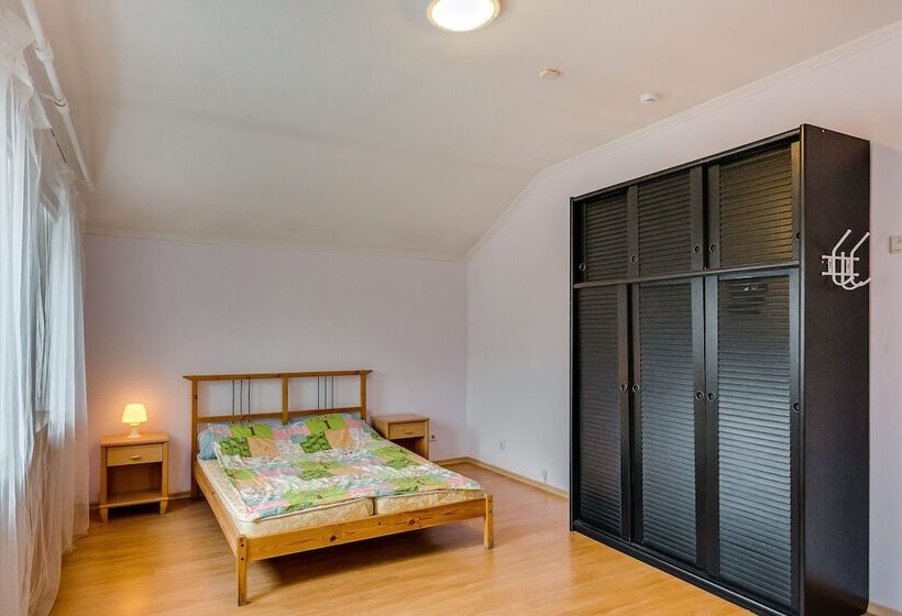 پانسیون Guest House Krepost