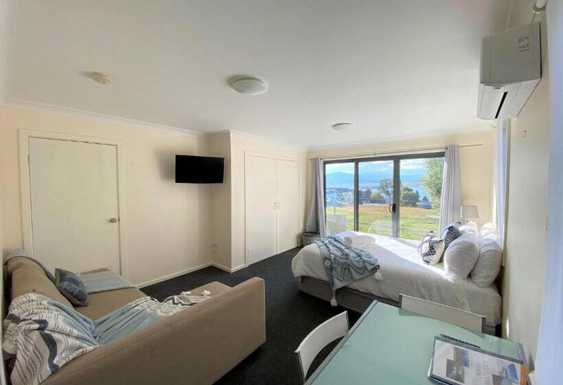 Poley Cow Studio   Lake & Mountain Views L Air Con L Parking