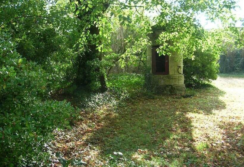 住宿加早餐  La Cure Du Maine Charles