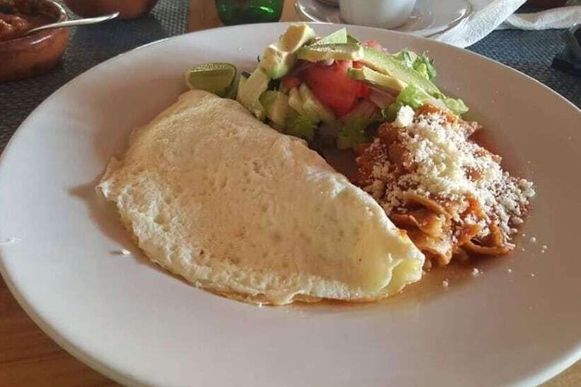 El Cihualteco Hotel Restaurante Bar