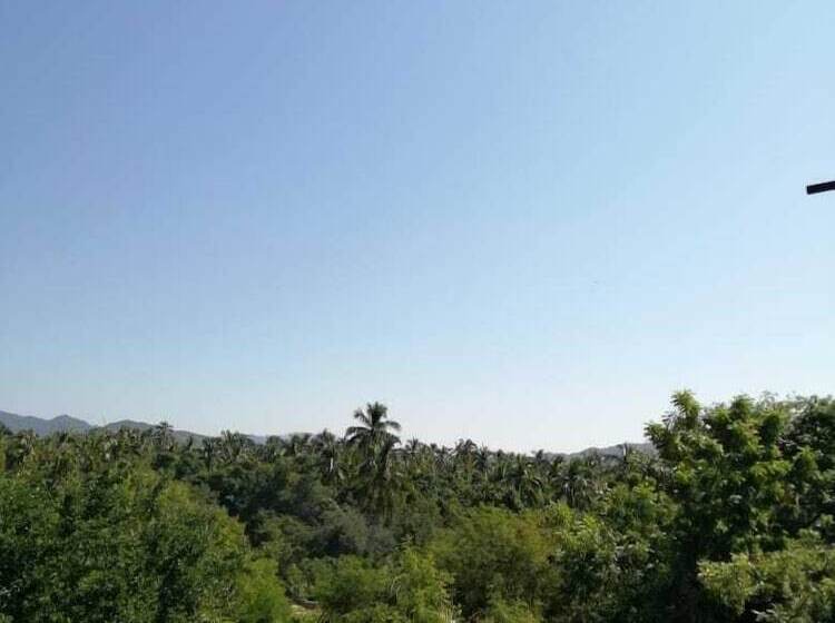 El Cihualteco Hotel Restaurante Bar