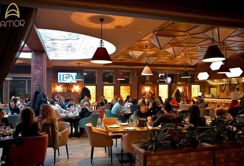 هتل Amor
