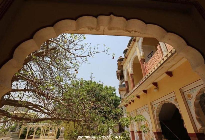 فندق Bassi Fort Palace Chittorgarh