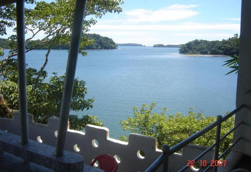 Отель Boca Brava Lodge