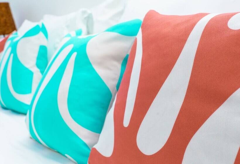 ホテル Caribbean Coral