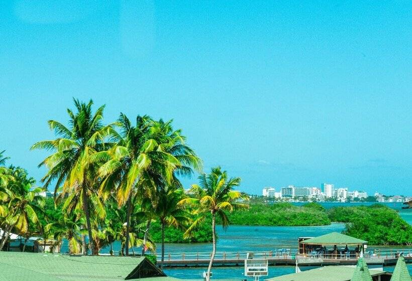 ホテル Caribbean Coral