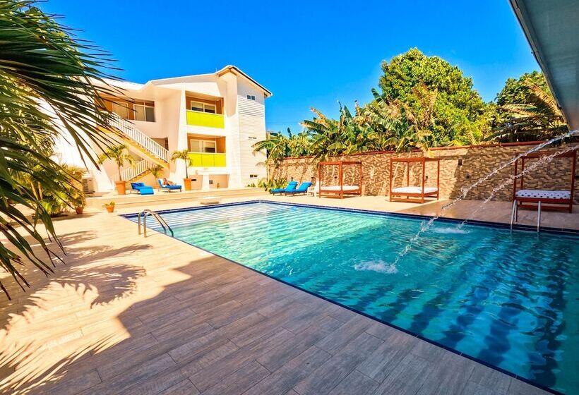 ホテル Caribbean Coral