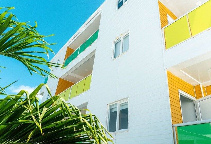 ホテル Caribbean Coral