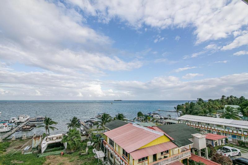 ホテル Caribbean Coral