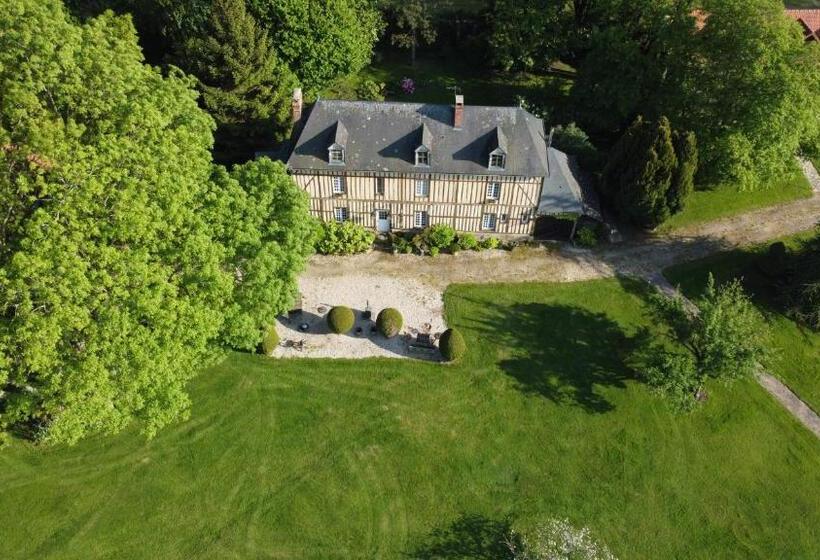 فندق Clos Masure