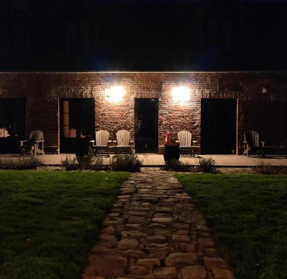 فندق Clos Masure