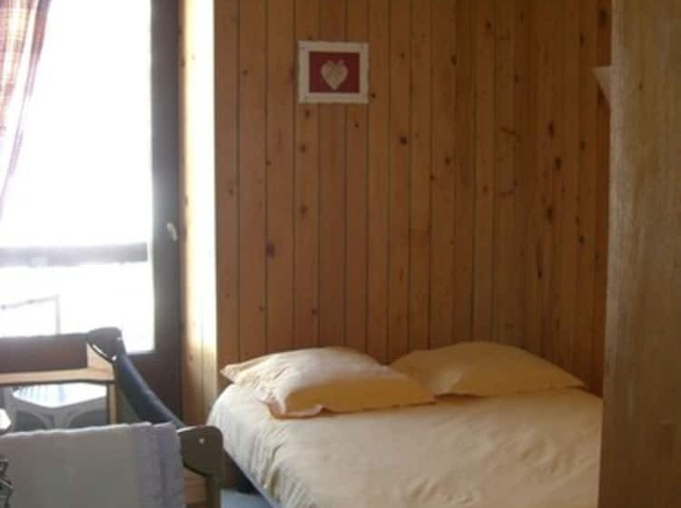 בית מלון כפרי Village Vacances Le Salvagny