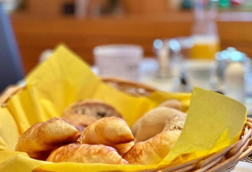 Hotel Hirschen Hinwil