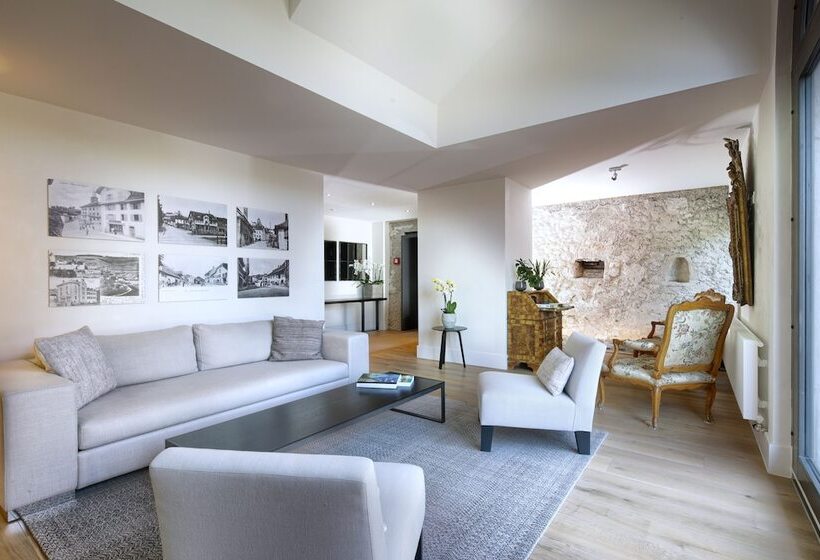 酒店 La Ferme Du Château