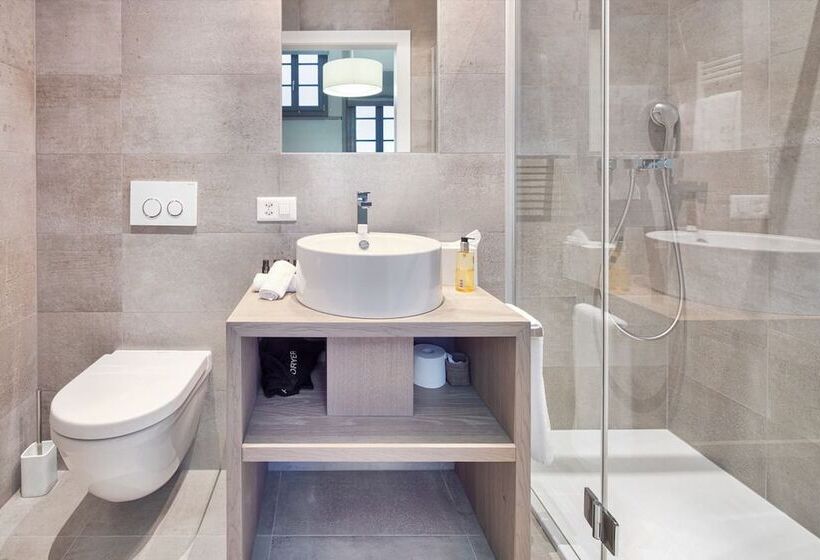 酒店 La Ferme Du Château