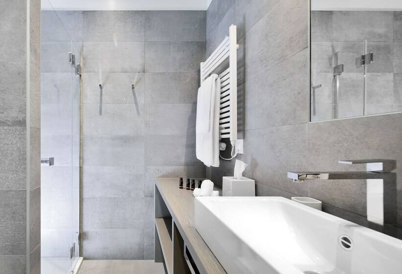 酒店 La Ferme Du Château